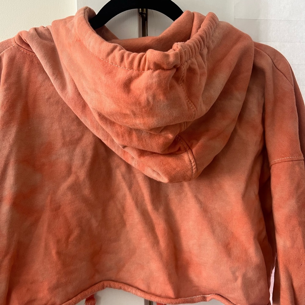 Cropped Hoodie - Picture 6 of 7